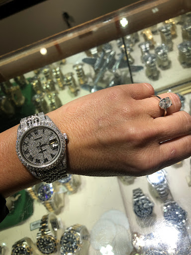 Watch Repair Service «Gray & Sons Jewelers», reviews and photos, 9595 Harding Ave, Miami Beach, FL 33154, USA