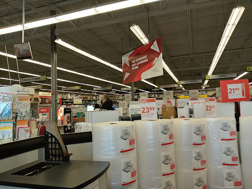 Office Supply Store «Staples», reviews and photos, 8245 E 96th St, Indianapolis, IN 46256, USA