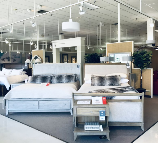 Furniture Store «Value City Furniture», reviews and photos, 4475 Monroe St, Toledo, OH 43613, USA