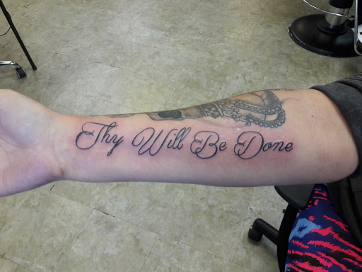 Tattoo Shop «Black Widow Tattoo Studio», reviews and photos, 6745 Watt Ave, North Highlands, CA 95660, USA