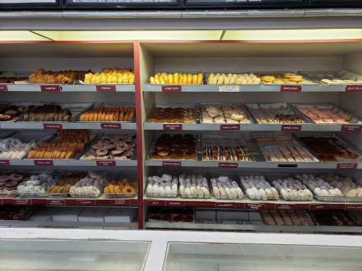 Donut Shop «County Donuts», reviews and photos, 1218 S Roselle Rd, Schaumburg, IL 60193, USA