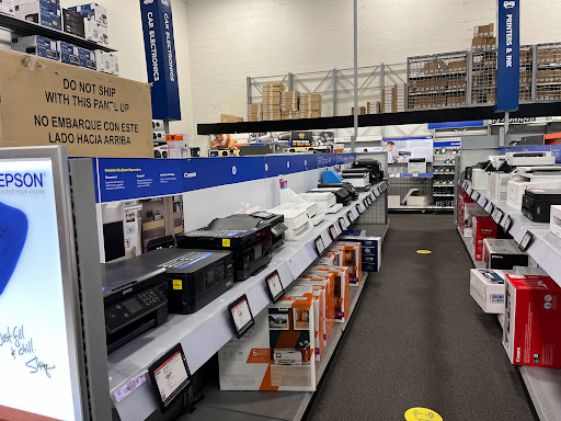 Electronics Store «Best Buy», reviews and photos, 274 N Plainfield Rd, West Lebanon, NH 03784, USA