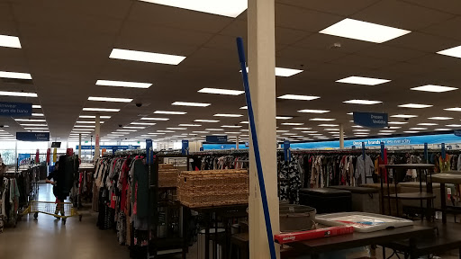 Clothing Store «Ross Dress for Less», reviews and photos, 212 Towne Center Dr, Compton, CA 90220, USA