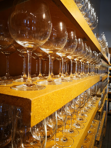 Furniture Store «Crate and Barrel Outlet», reviews and photos, 1317 Inwood Rd, Dallas, TX 75247, USA