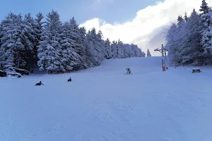 Lyžiarske a horské stredisko Kasárne Javorníky image