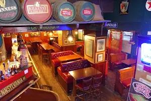 London Tavern image