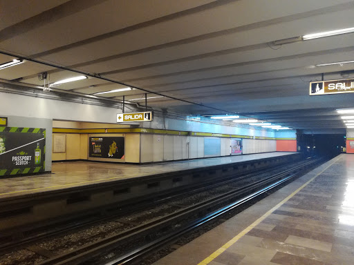 Metro Coyoacan