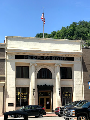 Peoples Bank & Trust Co in Hazard, Kentucky