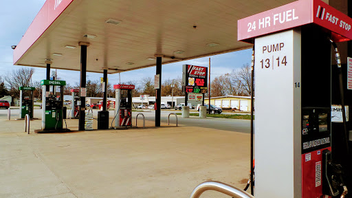 General Store «Fast Stop General Store», reviews and photos, 410 S Willow St, Effingham, IL 62401, USA