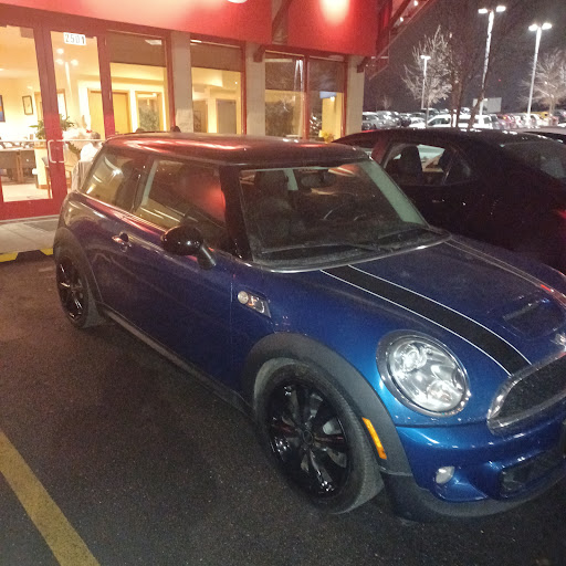 Used Car Dealer «Goben Cars», reviews and photos, 2501 E Springs Dr, Madison, WI 53704, USA