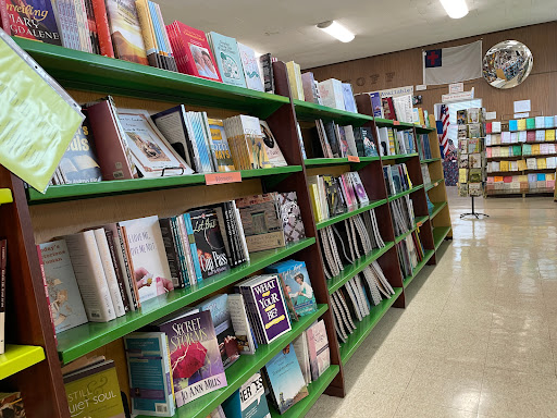 Christian Book Store «DeHoff Christian Bookstore», reviews and photos, 749 NW Broad St, Murfreesboro, TN 37129, USA