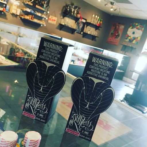 Tobacco Shop «Kush Cloud Smoke Shop», reviews and photos, 2118 W Busch Blvd, Tampa, FL 33612, USA