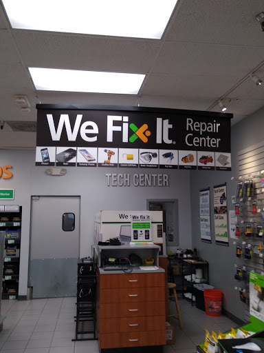 Car Battery Store «Batteries Plus Bulbs», reviews and photos, 17065 Southcenter Pkwy, Tukwila, WA 98188, USA