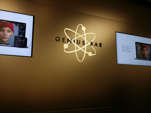 Computer Store «Apple Fashion Fair», reviews and photos, 645 E Shaw Ave, Fresno, CA 93710, USA