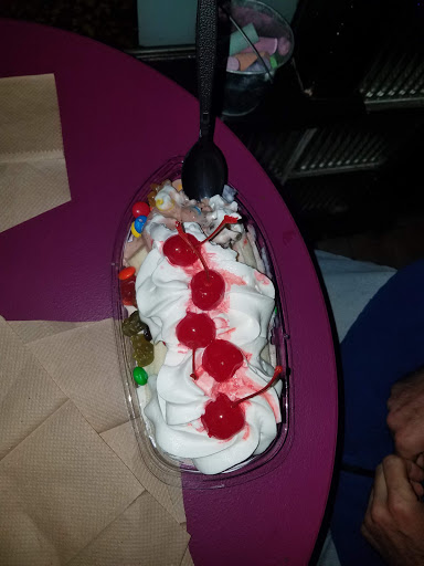 Cafe «Cream City Ice Cream & Coffee House», reviews and photos, 119 W Broad St, Cookeville, TN 38501, USA