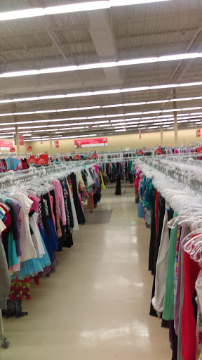 Thrift Store «Savers», reviews and photos, 700 E Patchogue Yaphank Rd, Medford, NY 11763, USA