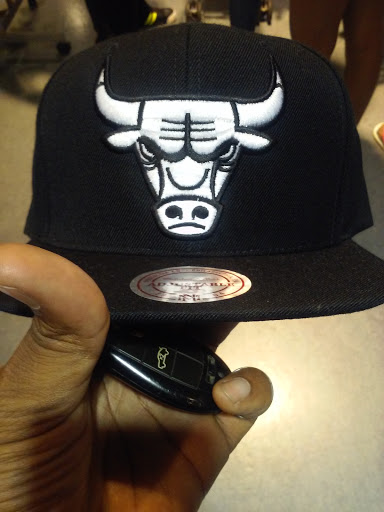 Tobacco Shop «Samaya Smoke shop», reviews and photos, 1419 Washington Ave, Miami Beach, FL 33139, USA