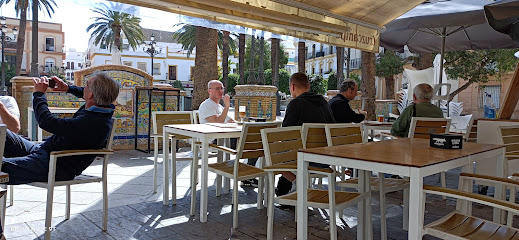 Cafetería Bar la Lola - Pl. de la Laguna, s/n, 21400 Ayamonte, Huelva, Spain