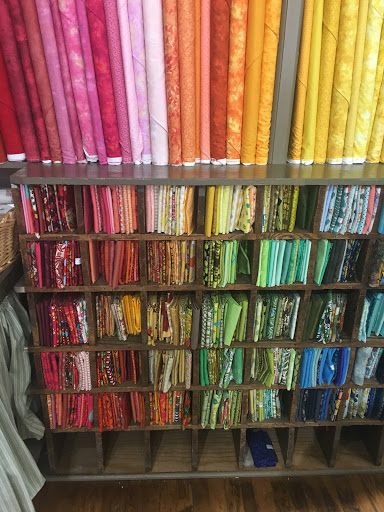 Quilt Shop «Thimbles», reviews and photos, 940 S State St, Lockport, IL 60441, USA