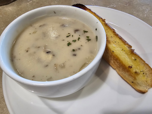 Buddy Hoagies Café & Grill (Waterway Point) - Restaurant