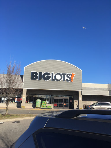 Big Lots, 275 S Broadway, Hicksville, NY 11801, USA, 