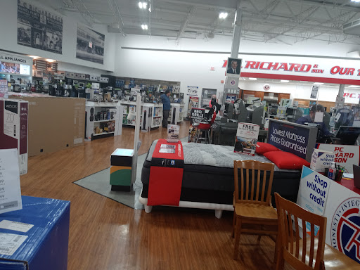 Appliance Store «P.C. Richard & Son», reviews and photos, 2420 Cottman Ave, Philadelphia, PA 19149, USA