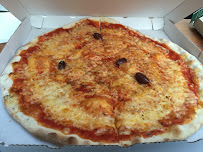 Plats et boissons du Pizzas à emporter Pizza Gillou à Nice - n°9