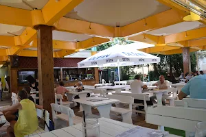 Cafe 'Kaskada' image
