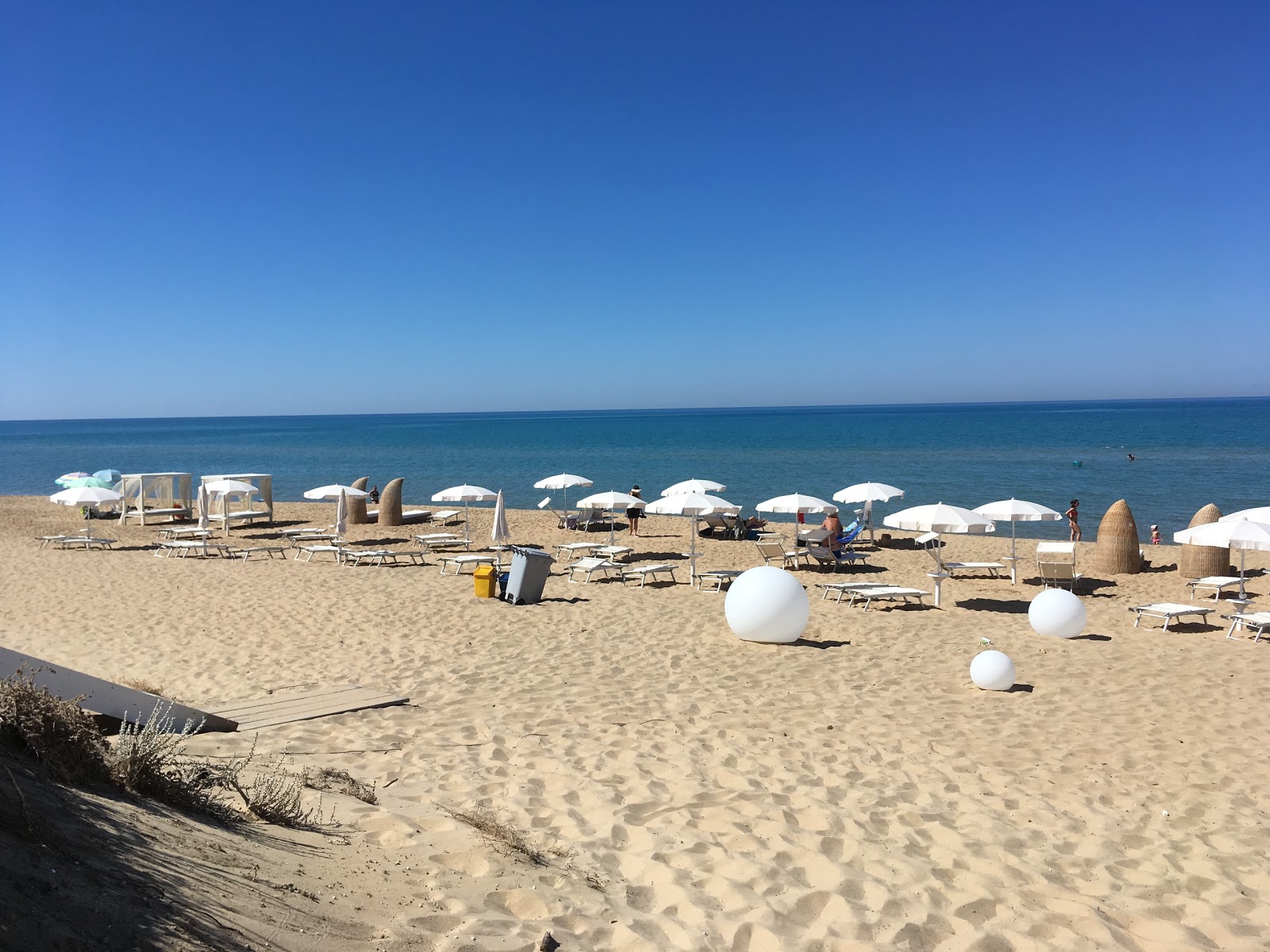 Foto von Spiaggia di Bovo Marina annehmlichkeitenbereich