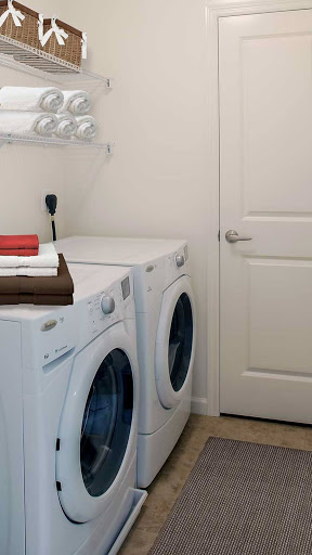 Apartment Building «Avalon Garden City», reviews and photos