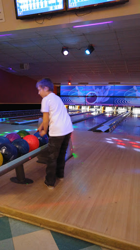 Bowling Alley «East Greenbush Bowling Center», reviews and photos, 570 Columbia Turnpike, East Greenbush, NY 12061, USA