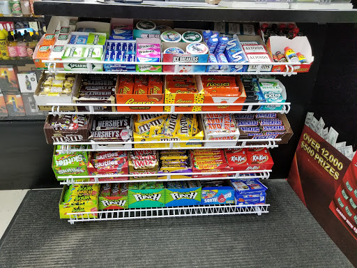 Liquor Store «Route 30 Food & Liquor», reviews and photos, 14200 US-30, Plainfield, IL 60544, USA