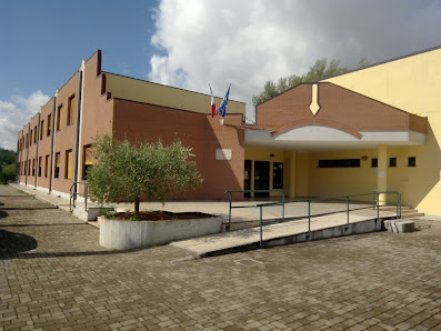 Scuola Elementare San Giuseppe Leprata Via Cotropagno, Veroli, FR 03029, Italia