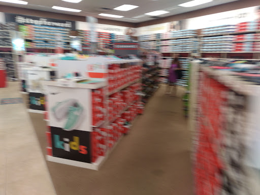 Shoe Store «Famous Footwear», reviews and photos, 519 SW Pine Island Rd, Cape Coral, FL 33991, USA