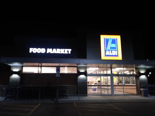 Supermarket «ALDI», reviews and photos, 5831 Northwest Hwy, Crystal Lake, IL 60014, USA