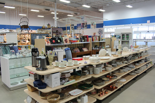 Building Materials Store «ReStore Fox Valley Habitat for Humanity», reviews and photos, 4100 Fox Valley Center Dr, Aurora, IL 60504, USA