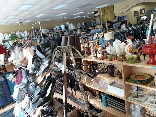 Shopping Mall «New London Plaza Shopping Center», reviews and photos, 2296 Henry Clower Blvd SW, Snellville, GA 30078, USA