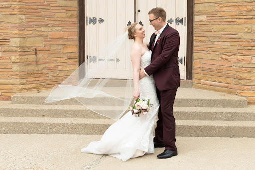 Bridal Shop «A Savvy Bride», reviews and photos, 17700 W Capitol Dr, Brookfield, WI 53045, USA