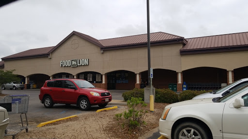 Grocery Store «Food Lion», reviews and photos, 10 Sams Point Rd, Beaufort, SC 29902, USA