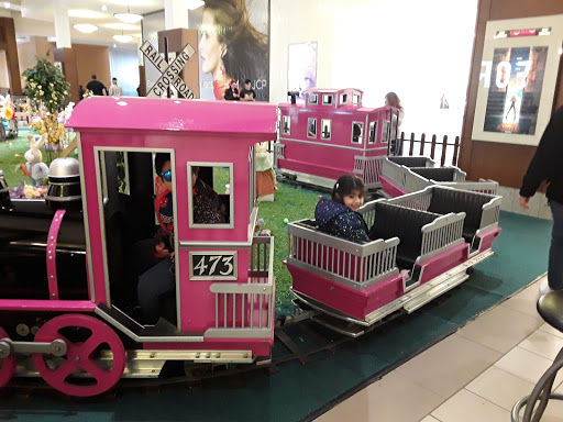 Shopping Mall «Monroeville Mall», reviews and photos, 200 Mall Cir Dr, Monroeville, PA 15146, USA