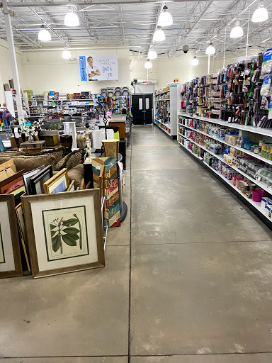 Thrift Store «Goodwill Wesley Chapel Superstore», reviews and photos, 2390 Willow Oak Dr, Wesley Chapel, FL 33544, USA