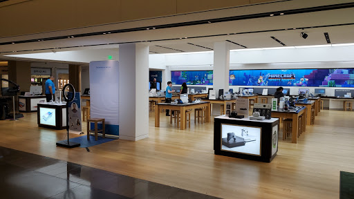 Computer Store «Microsoft Store - NorthPark Center», reviews and photos, 8687 N Central Expy #1612, Dallas, TX 75225, USA