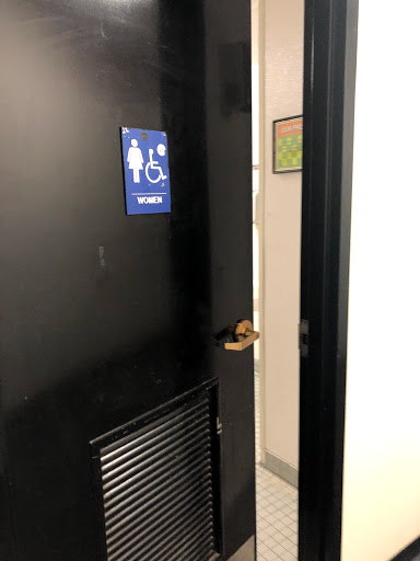 Office Supply Store «Staples», reviews and photos, 9230 Old Keene Mill Rd, Burke, VA 22015, USA