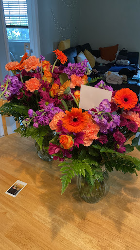Florist «Flowers to Go Miami», reviews and photos, 7068 NW 50th St, Miami, FL 33166, USA