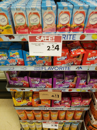 Supermarket «Giant Eagle Supermarket», reviews and photos, 1201 Mentor Ave, Painesville, OH 44077, USA