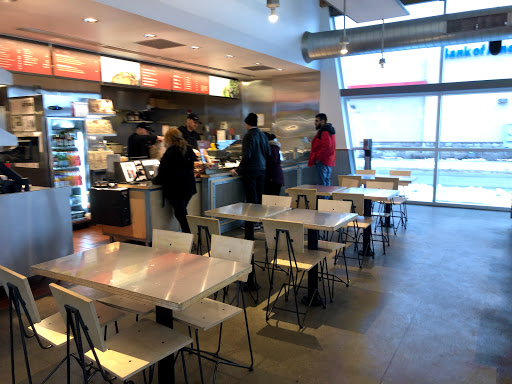 Mexican Restaurant «Chipotle Mexican Grill», reviews and photos, 940 S Waukegan Rd, Waukegan, IL 60085, USA