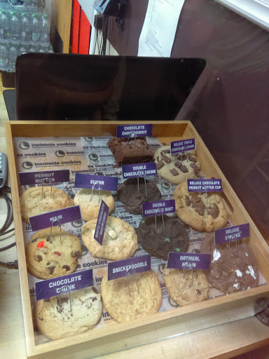 Cookie Shop «Insomnia Cookies», reviews and photos, 502 E John St #5, Champaign, IL 61820, USA