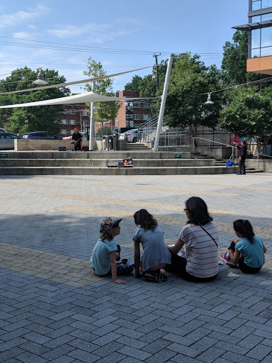 Recreation Center «Arlington Mill Community Center», reviews and photos, 909 S Dinwiddie St, Arlington, VA 22204, USA