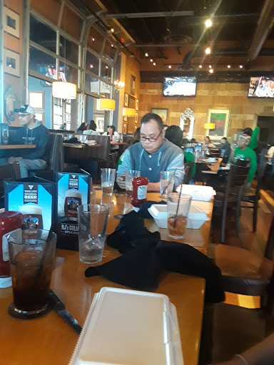 Shopping Mall «Stone Creek Village Shopping Center», reviews and photos, 5757 Pacific Ave #220, Stockton, CA 95207, USA