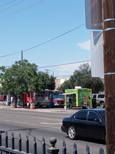 Grocery Store «Smart & Final», reviews and photos, 147 N Wilson Way, Stockton, CA 95205, USA